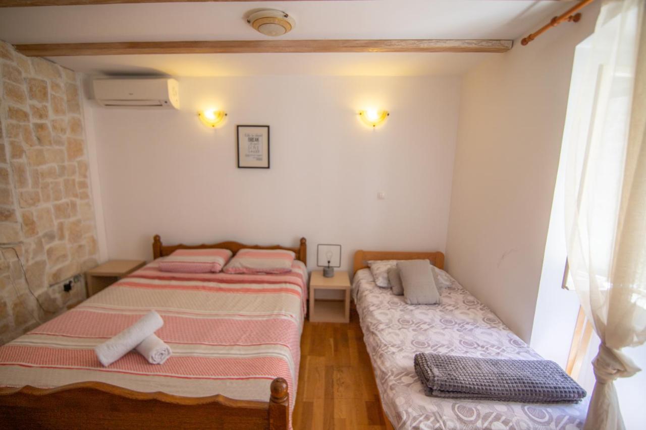 Apartments Loriana Sibenik Luaran gambar