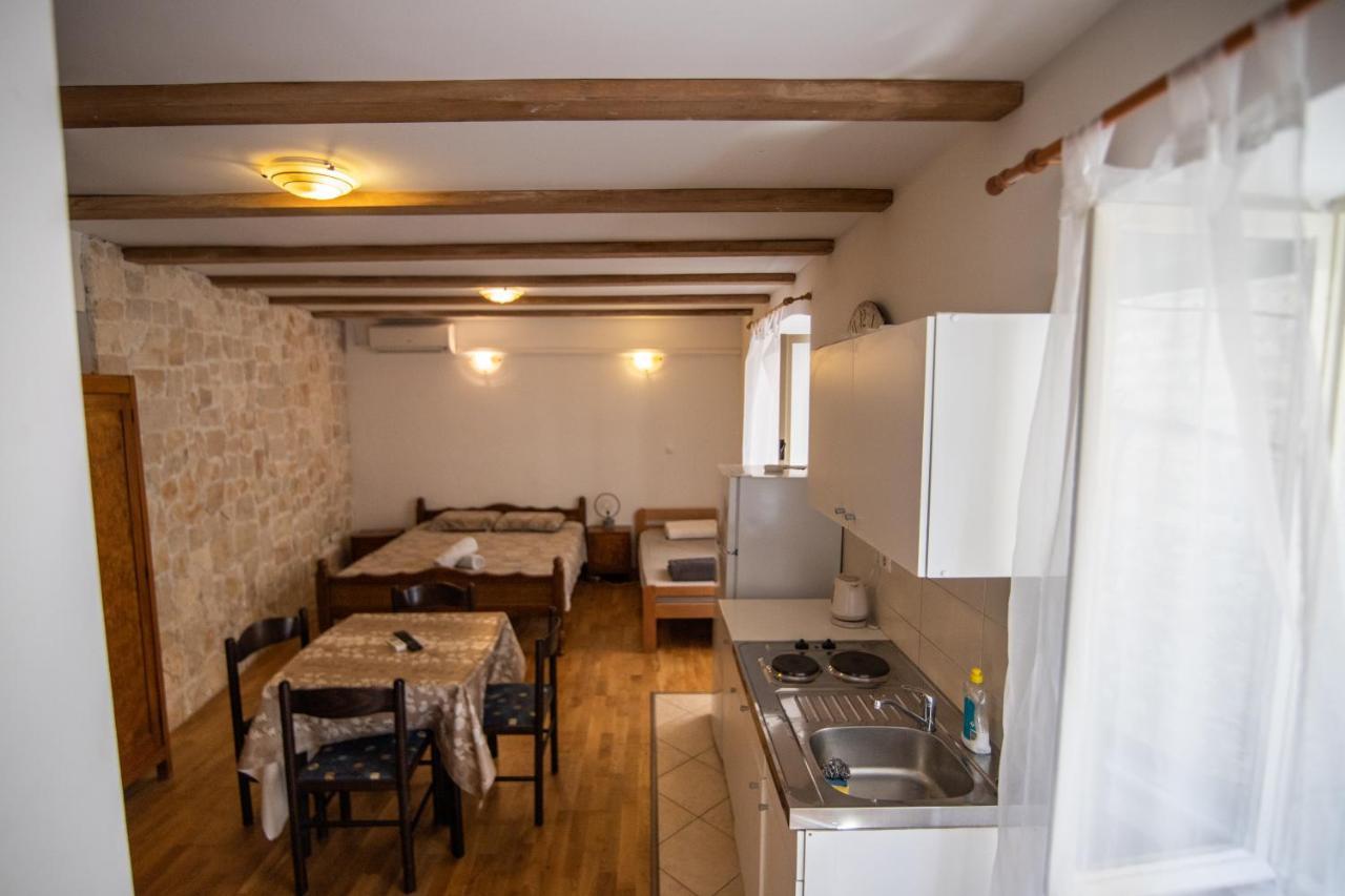 Apartments Loriana Sibenik Luaran gambar
