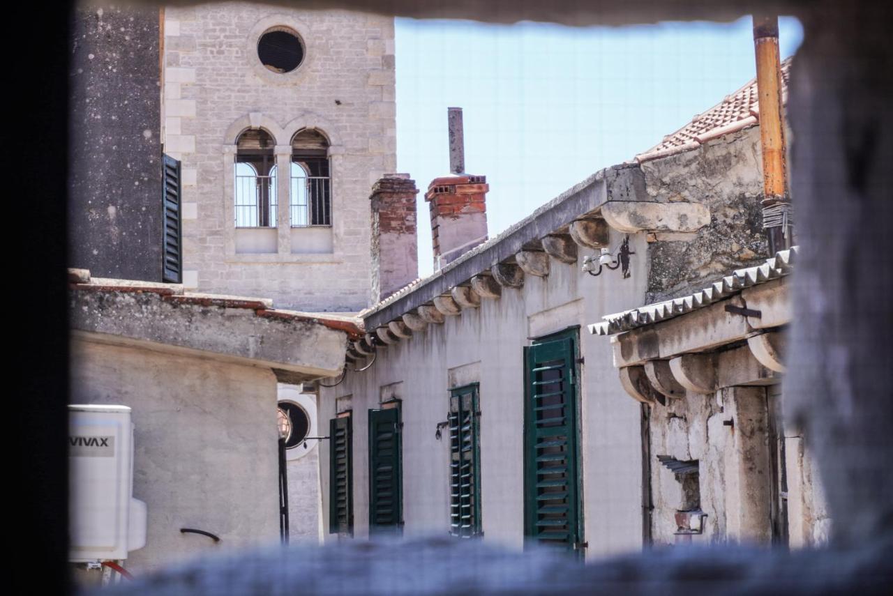 Apartments Loriana Sibenik Luaran gambar
